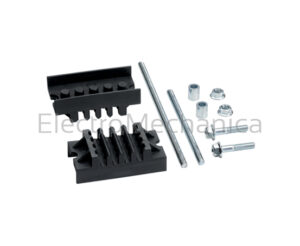 BUSBAR SUPPORT KIT 4P 3x10mm BARS