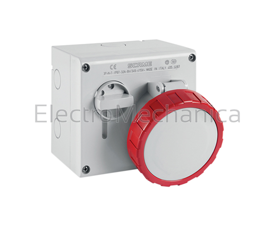 32A 3P+N+E IP67 SURF SWTH SOCKET