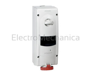 63A 3P+N+E IP67 SURF SW/SOCKET+DB