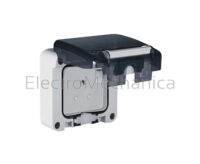 IP66 COV. 16A SOCKET 70x87 FLANGE