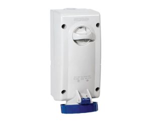 32A 3P+N+E IP67 SURF SWTH SOCKET